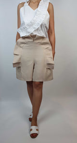 anfi cream shorts with white V-neck top set