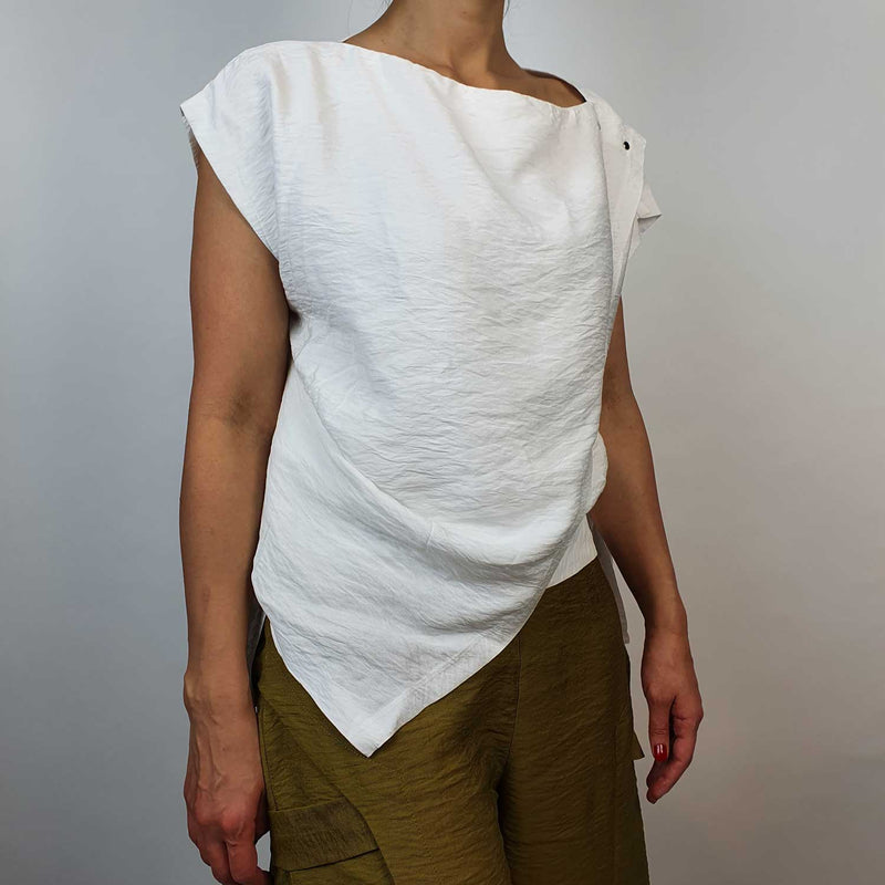 Danfi Sleeveless top with a triangular front drape front